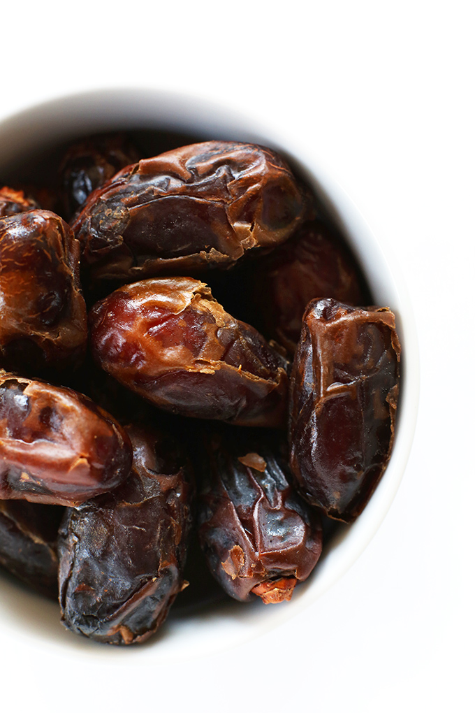 Bowl of dates for making date-sweetened granola bars