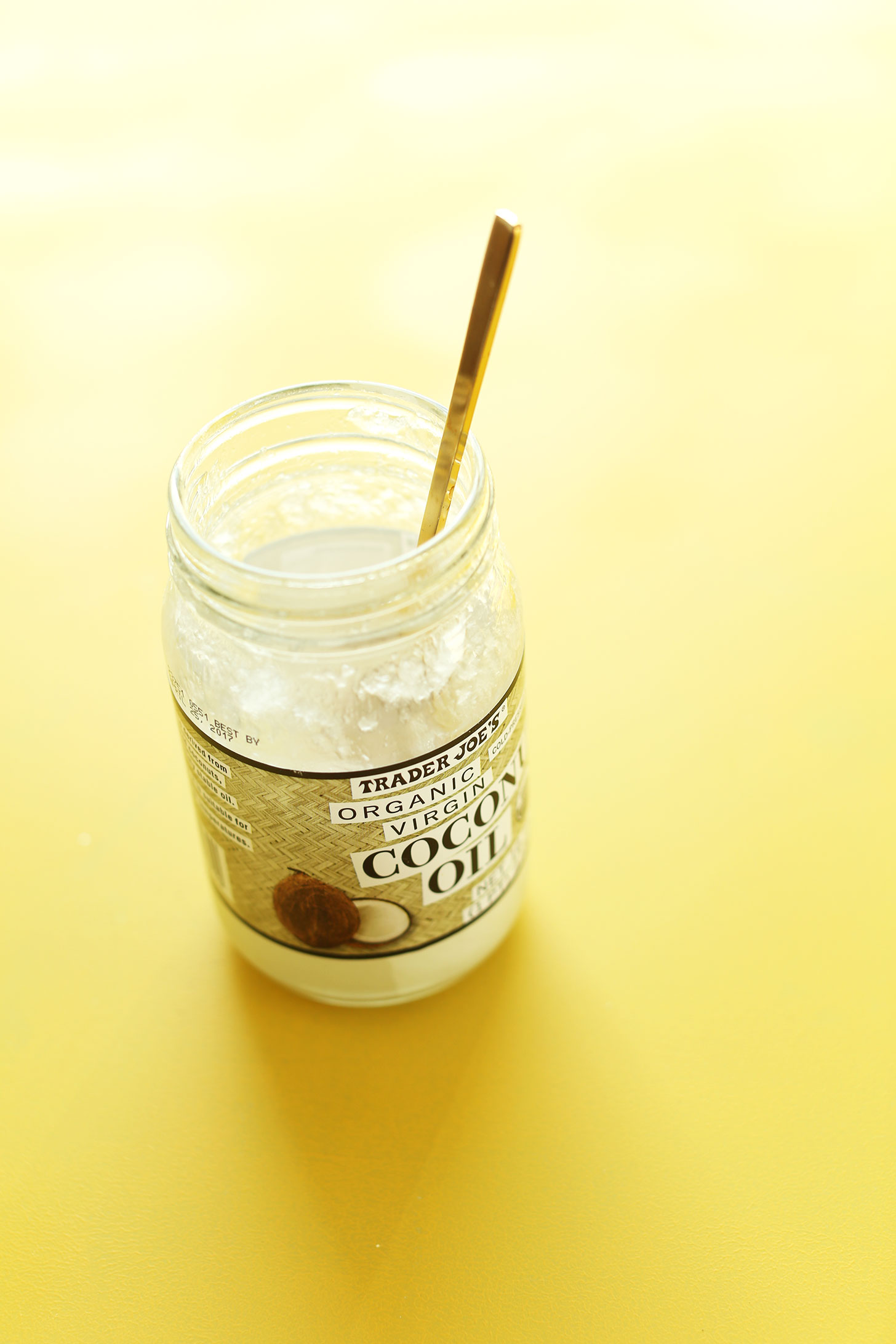 Jar of coconut oil for making delicious Vegan Pie Crust