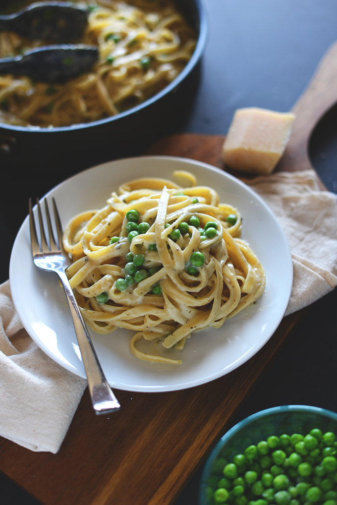 Plate of our Healthy Alfredo recipe with green peas