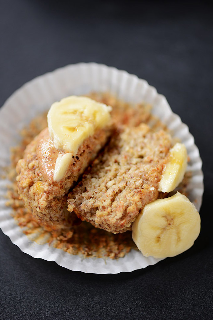 minimalist baker banana crumb muffins