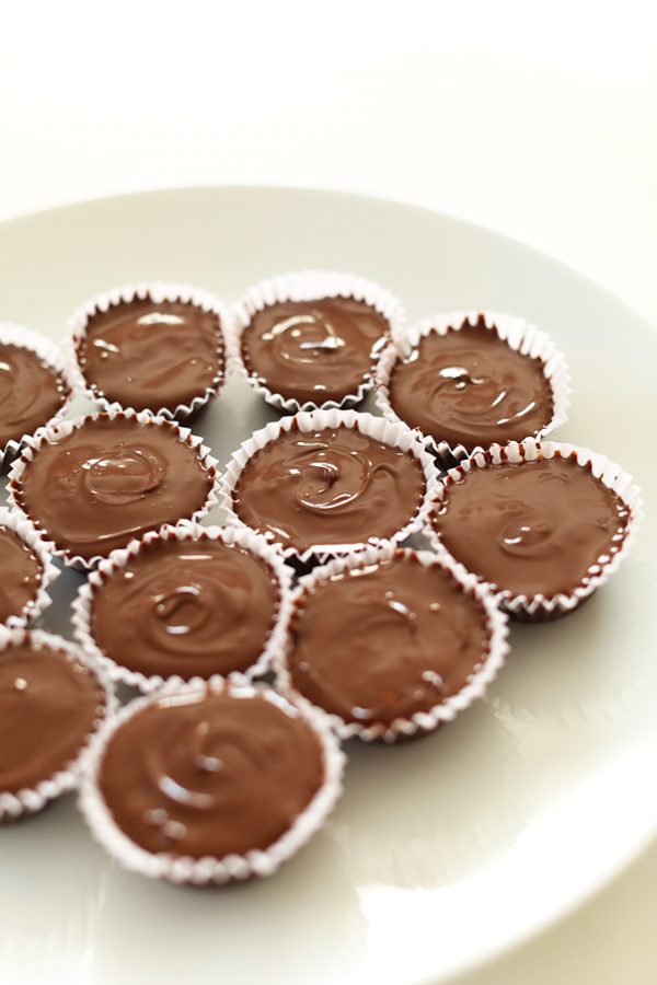 Caramel Almond Butter Cups Minimalist Baker Recipes