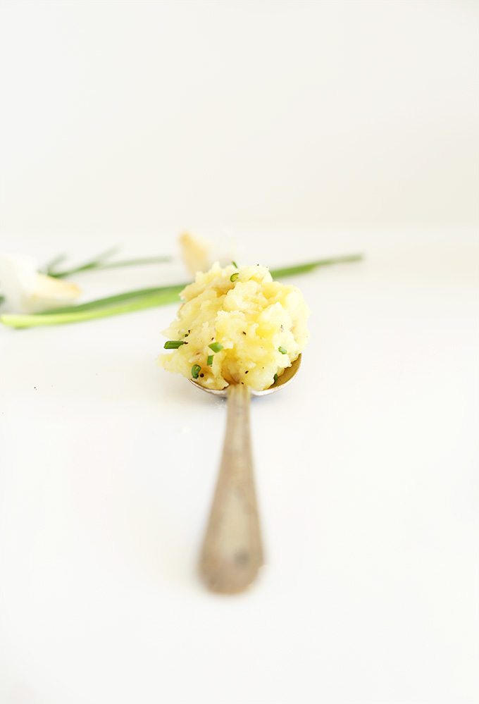 Spoonful of mashed potatoes with chives