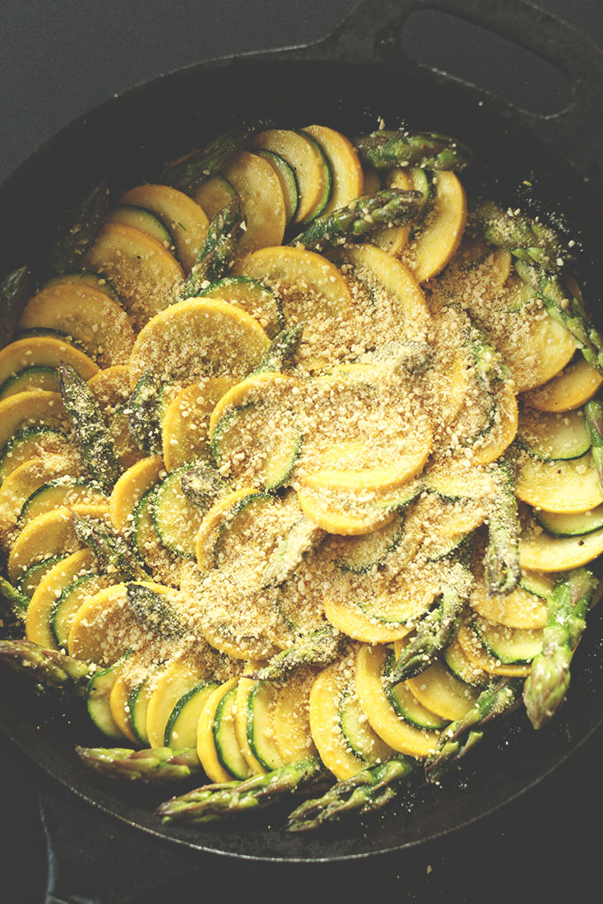 Cast-iron skillet filled with our easy and healthy Vegan Zucchini Gratin recipe