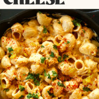 Cast iron skillet filled with our 30-minute vegan green chile mac and cheese recipe