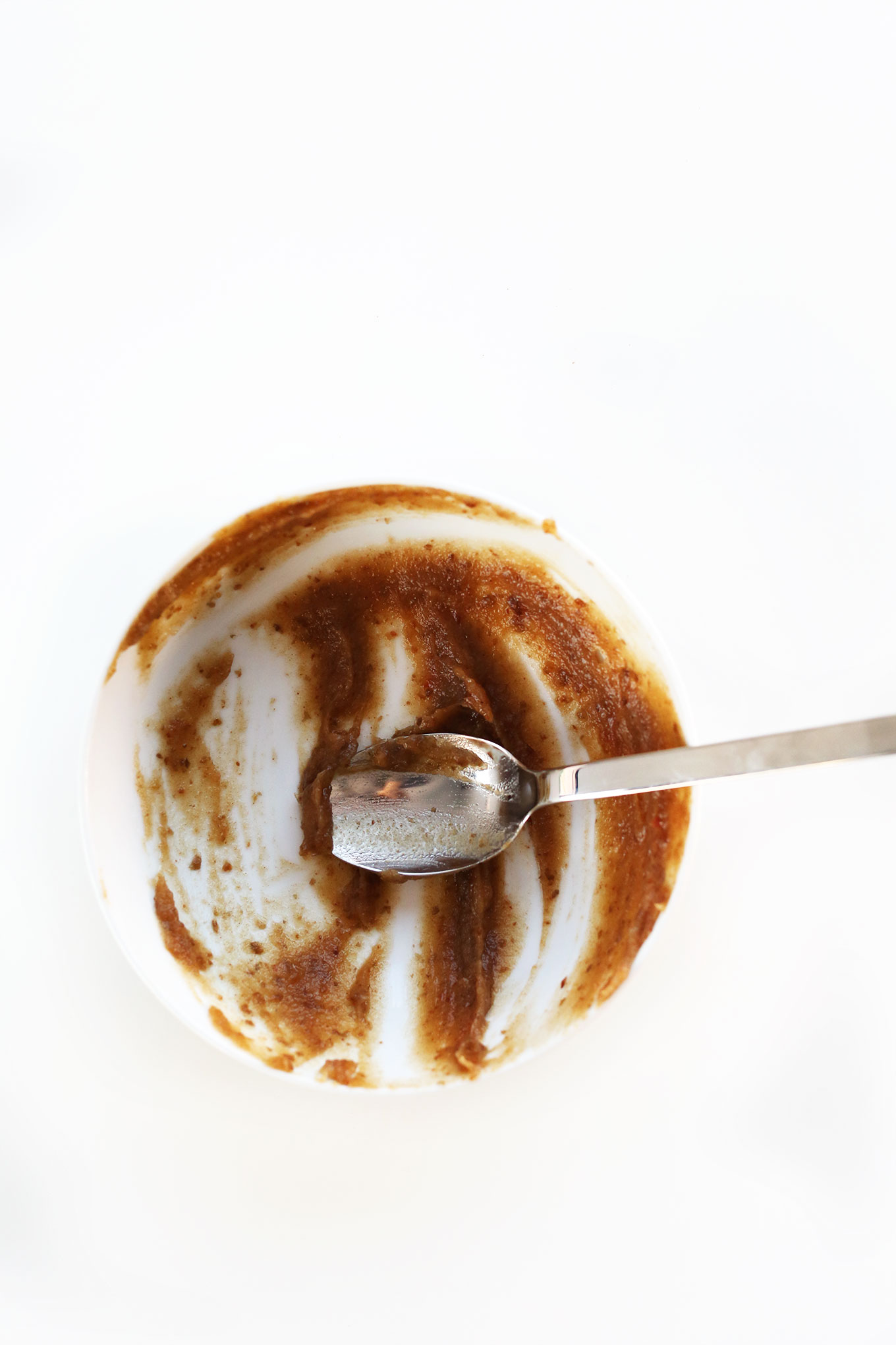 Bowl of date caramel for making vegan Dulce de Leche pops
