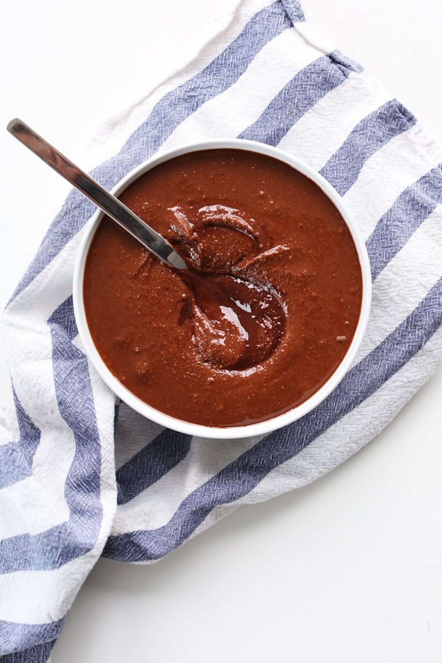 How to Make Nutella {4 Ingredients!} - FeelGoodFoodie