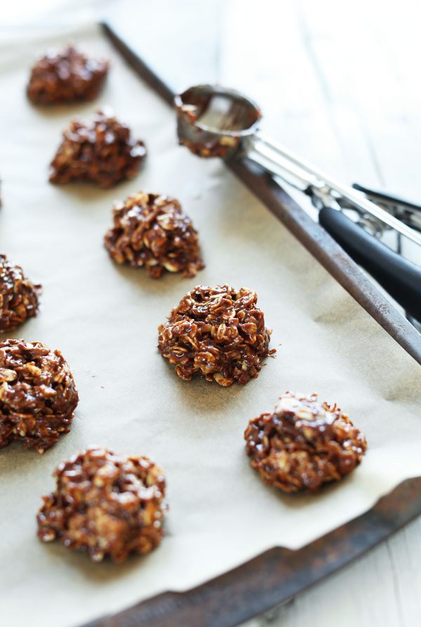 Coconut No-Bake Cookies | Minimalist Baker Recipes