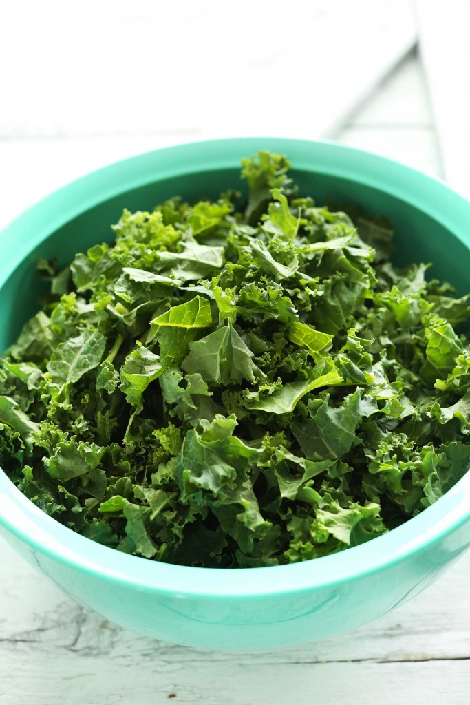 30Minute Cheesy Kale Chips Minimalist Baker Recipes