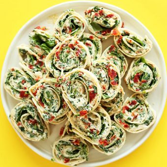 Sun-Dried Tomato Basil Pinwheels | Minimalist Baker Recipes