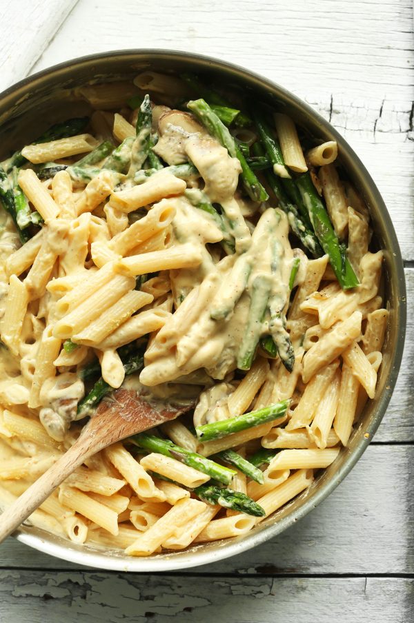 Creamy Mushroom Asparagus Pasta Recipe | Minimalist Baker Recipes