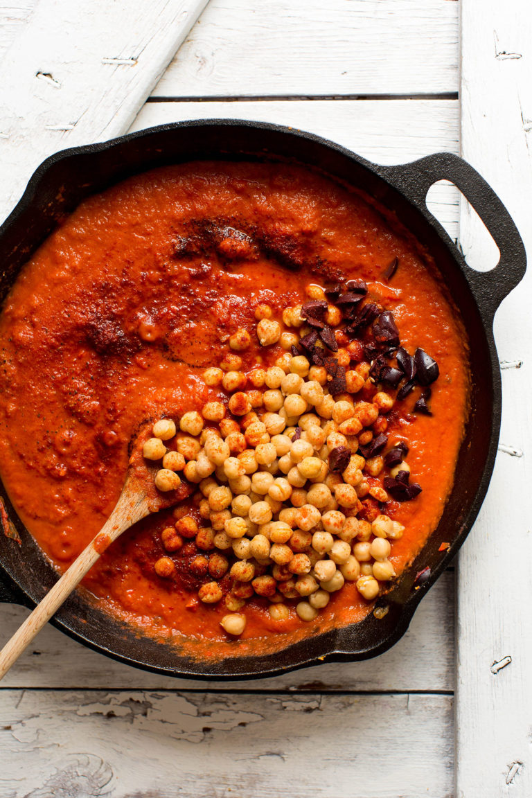 1-Pot Chickpea Shakshuka | Minimalist Baker Recipes