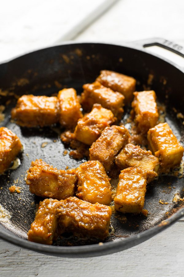 Eggplant & Almond Butter Tofu Bowl | Minimalist Baker Recipes