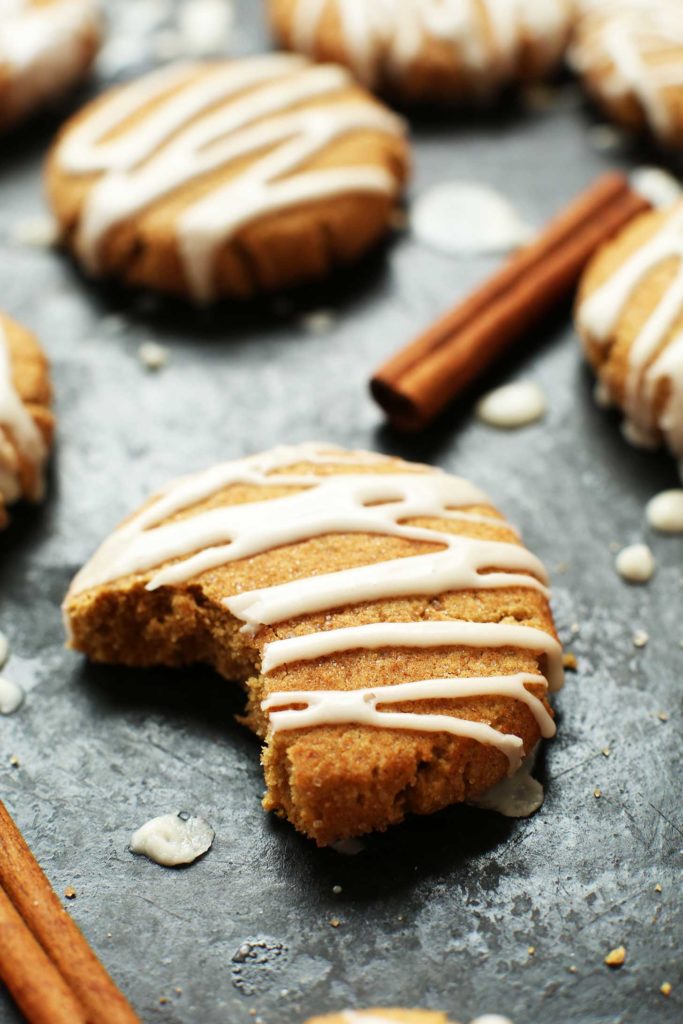 minimalist baker almond meal cookies