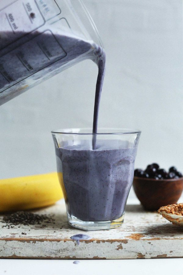 Blueberry Almond Butter Smoothie | Minimalist Baker Recipes