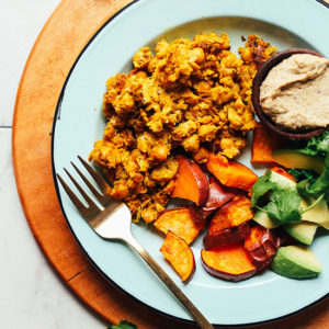 Easy Chickpea Scramble | Minimalist Baker Recipes