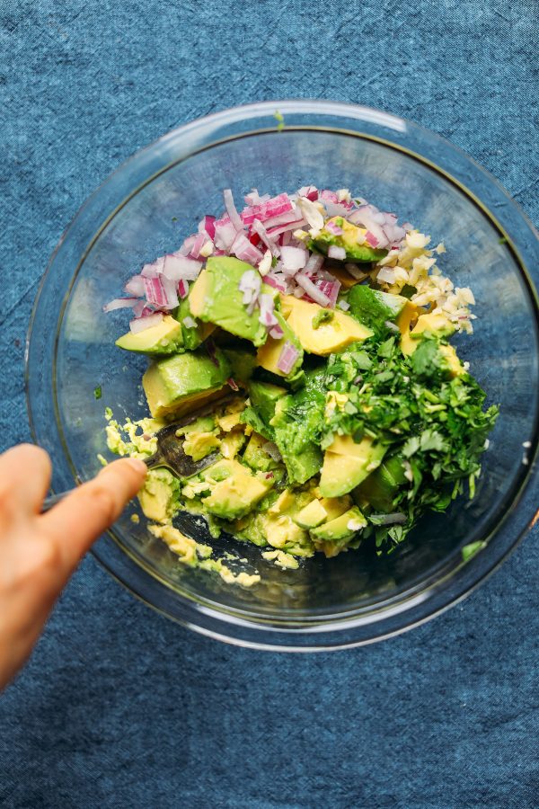 Baked Plantain Chips & Garlicky Guacamole | Minimalist Baker Recipes