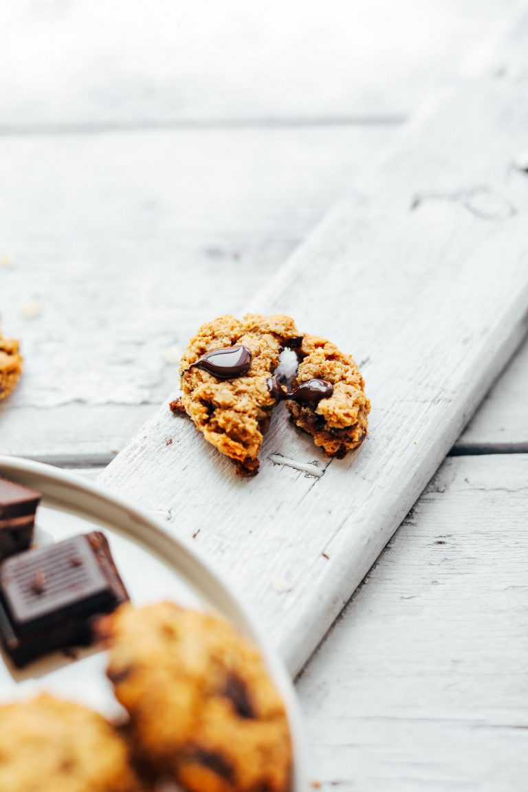 GlutenFree Oatmeal Chocolate Chip Cookies Minimalist Baker Recipes