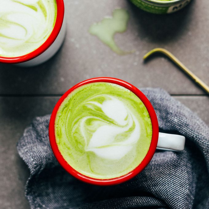 Minty Iced Matcha Latte | Minimalist Baker Recipes