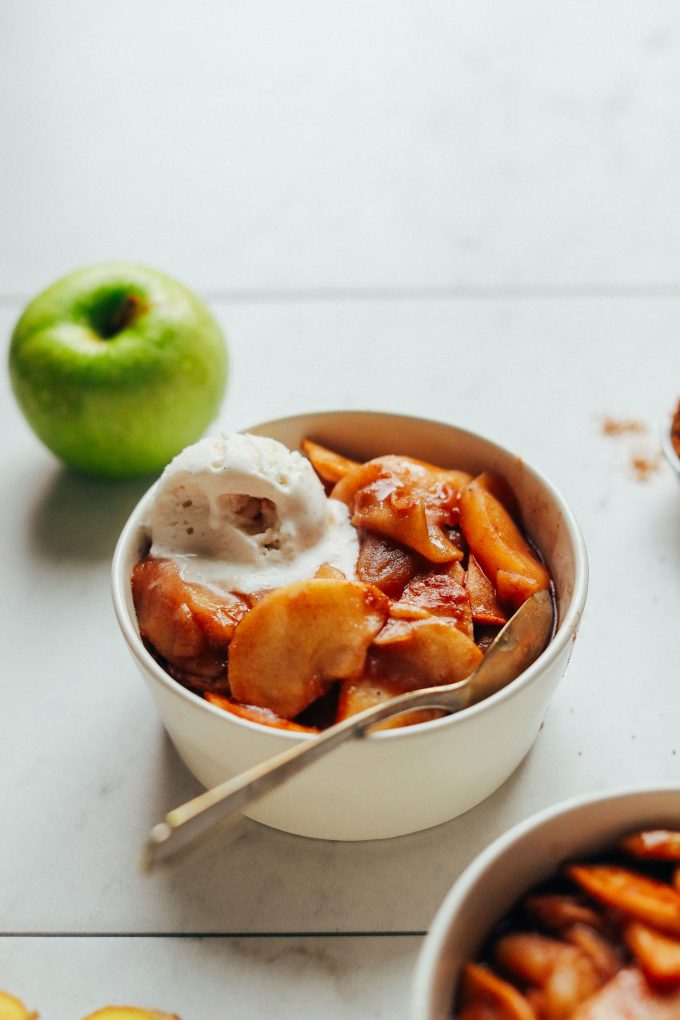Cinnamon Baked Apples | Minimalist Baker Recipes