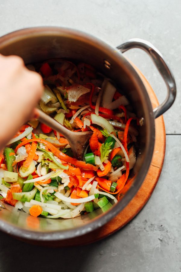 How to Make Vegetable Broth Minimalist Baker Recipes