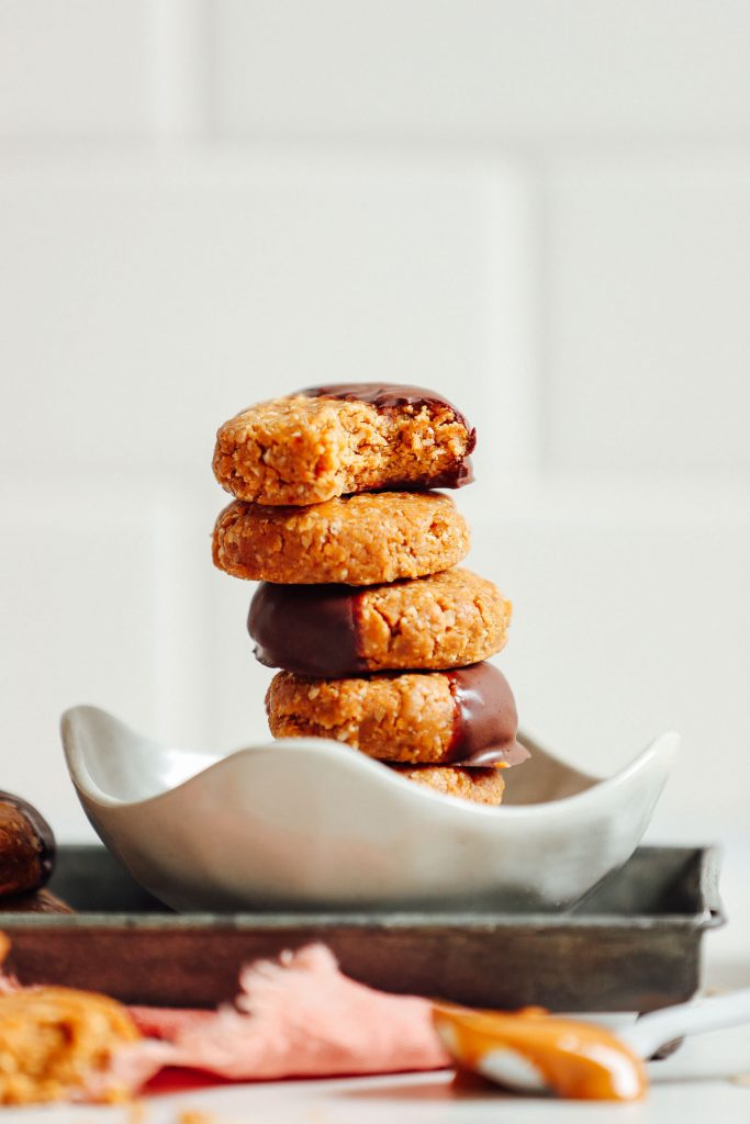 3-Ingredient No-Bake Peanut Butter Cookies | Minimalist Baker Recipes