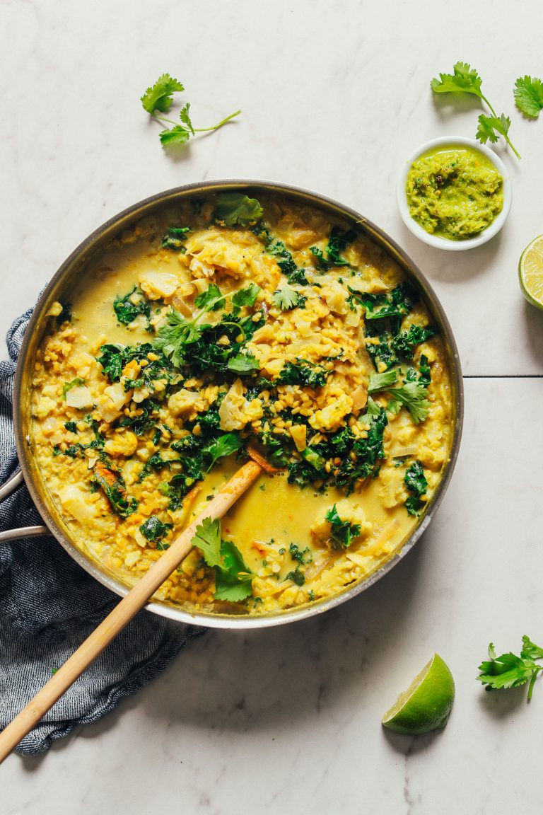 1-Pot Cauliflower Dal Green Curry