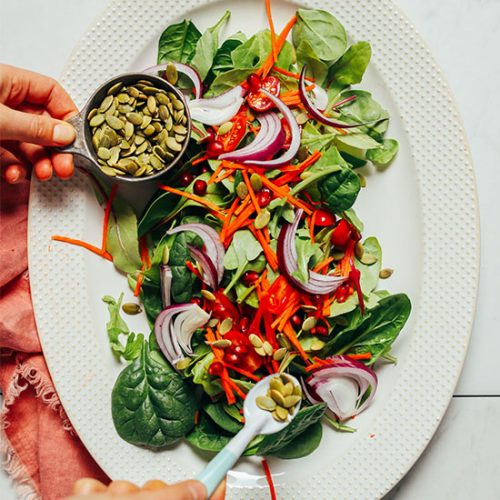Simple Green Salad (Easy Recipe)