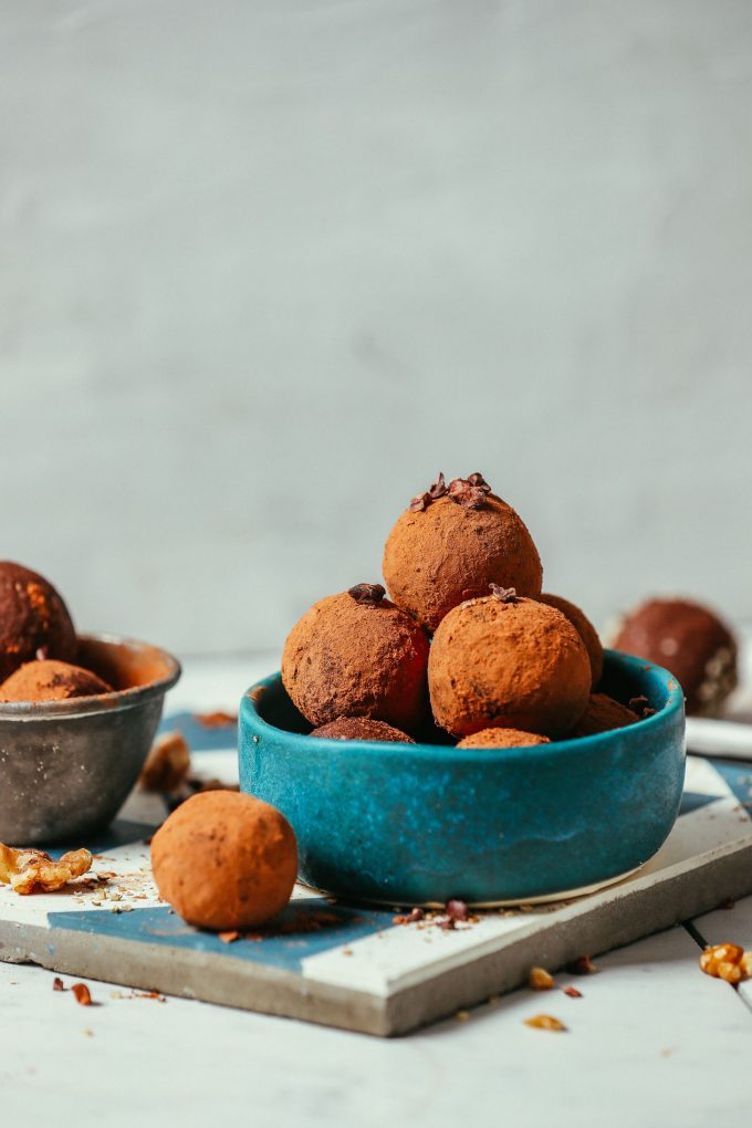 7-Ingredient Brownie Bliss Balls (Made from Almond Pulp!)