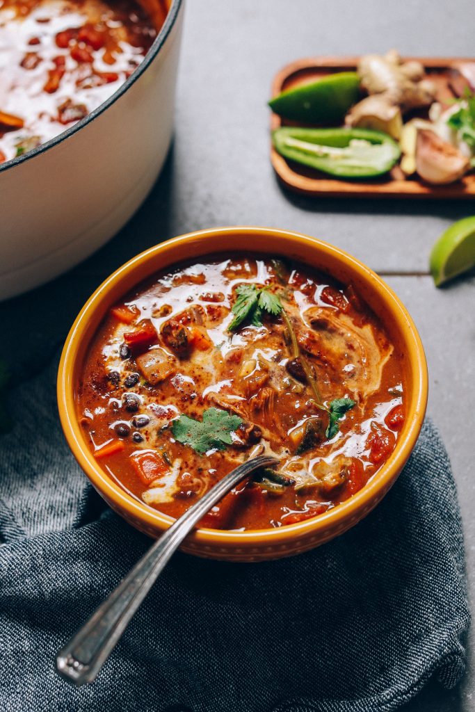 1-Pot Pumpkin Black Bean Soup - Minimalist Baker Recipes