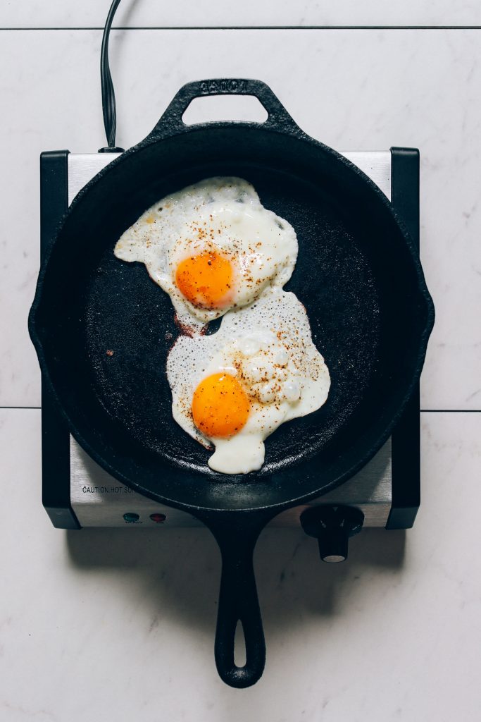 How to Cook an Egg (Runny Yolk!) | Minimalist Baker Recipes