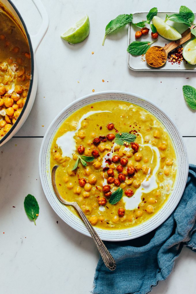 1-Pot Curried Chickpea Soup