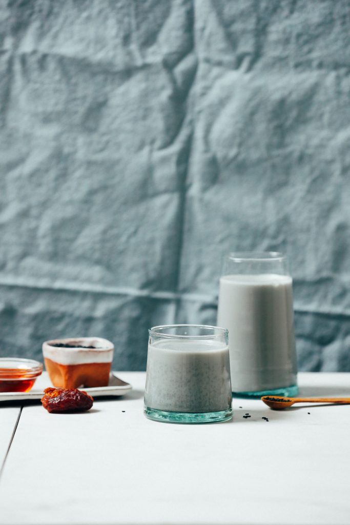 black-sesame-cashew-milk-full-of-plants