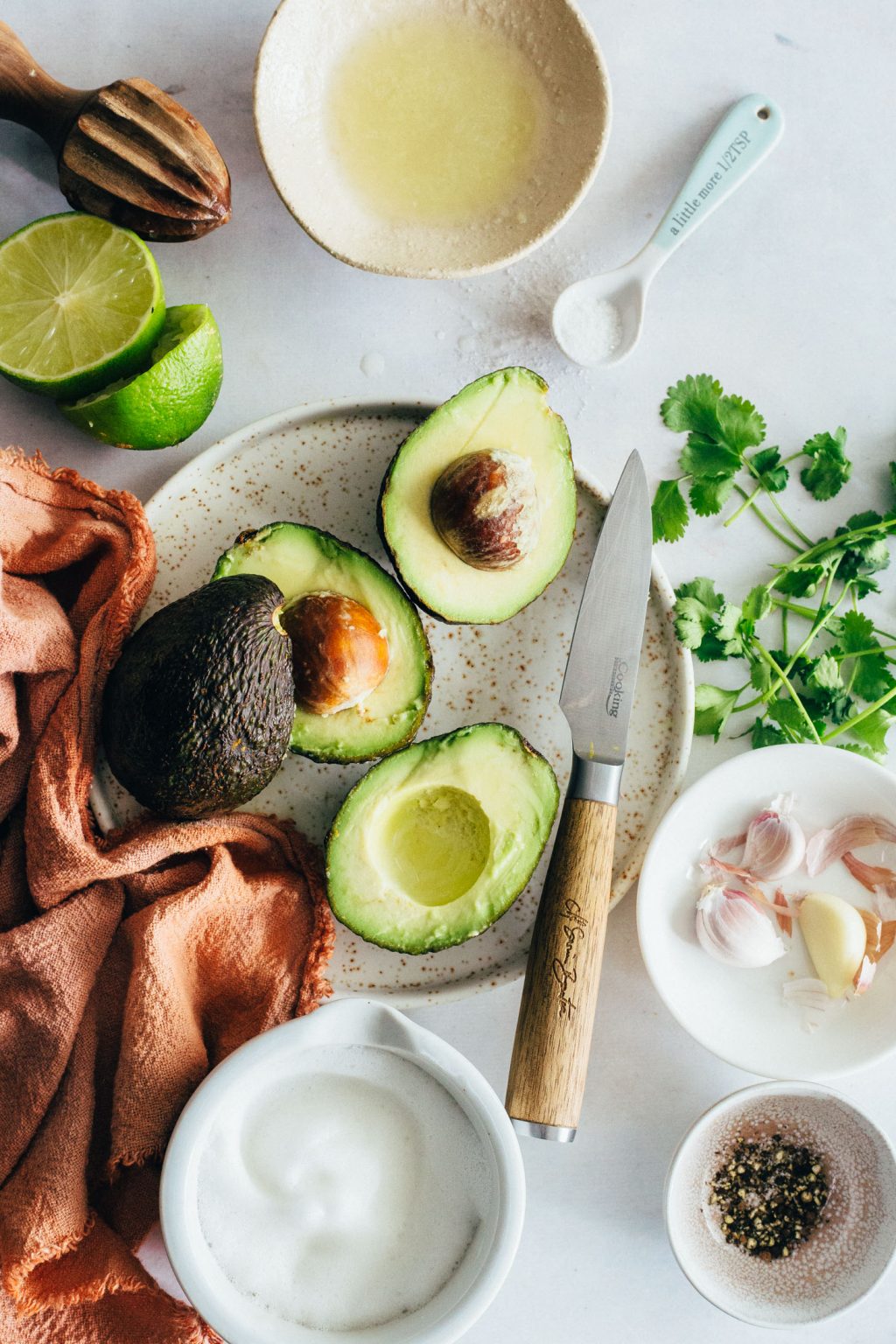 Easy Avocado Aioli (Oil-Free!) - Minimalist Baker Recipes