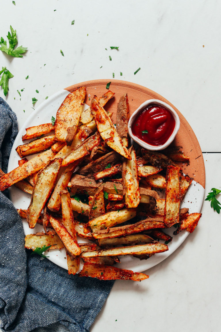 Crispy Cajun Baked Fries (Oil-Free!) - Minimalist Baker Recipes