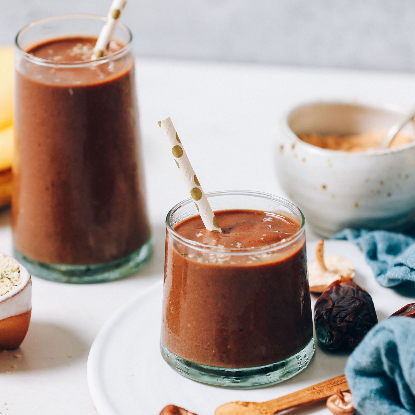 https://minimalistbaker.com/wp-content/uploads/2020/07/Adaptogenic-Chocolate-Shake-SQUARE.jpg