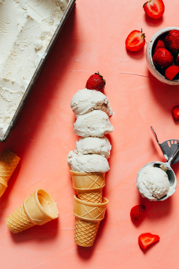Creamy Vegan Vanilla Ice Cream Easy And Fast Minimalist Baker Recipes