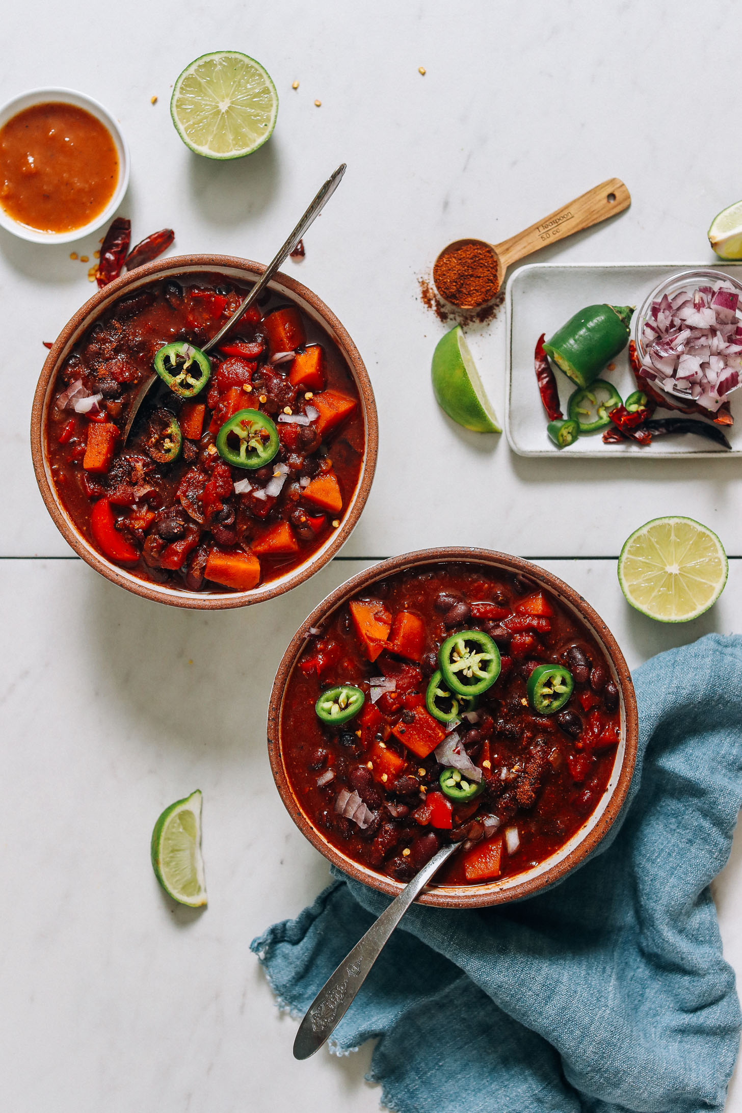 Two bowls of Instant Pot black bean and kidney bean chili