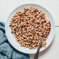 Bowl of black eyed peas made in the Instant Pot