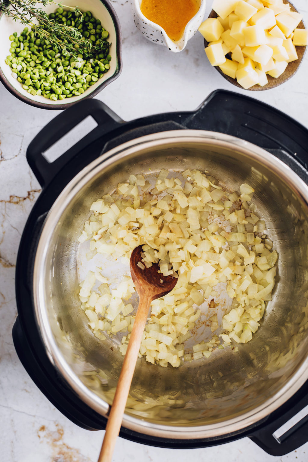 Creamy Split Pea Soup (Instant Pot Friendly!) - Minimalist Baker Recipes