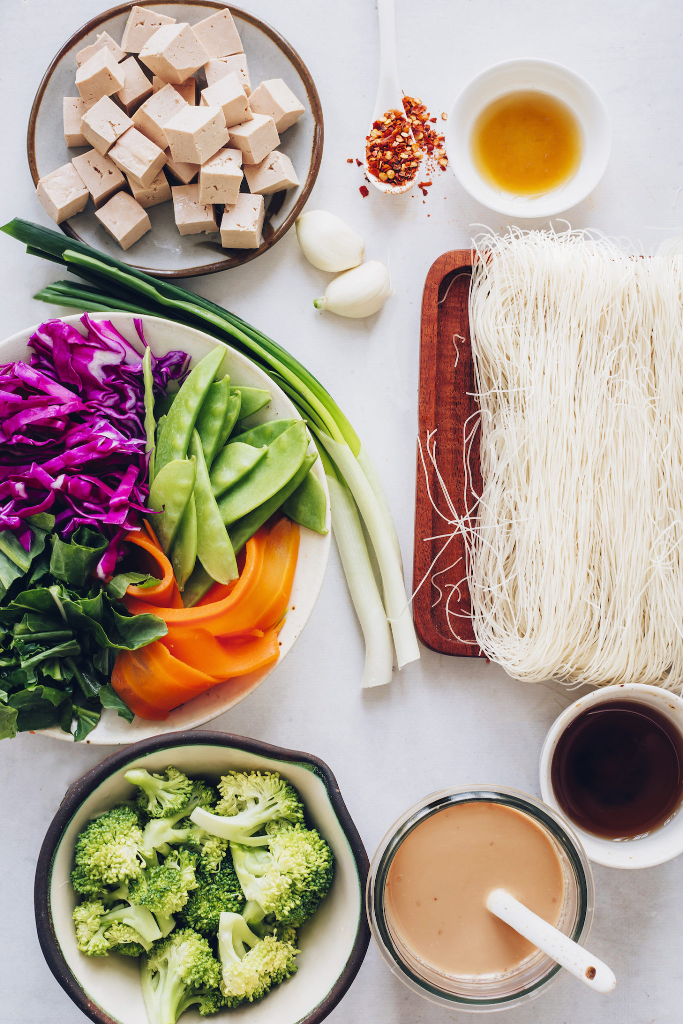 Tofu Noodle Stir-Fry with Spring Vegetables - Minimalist Baker Recipes