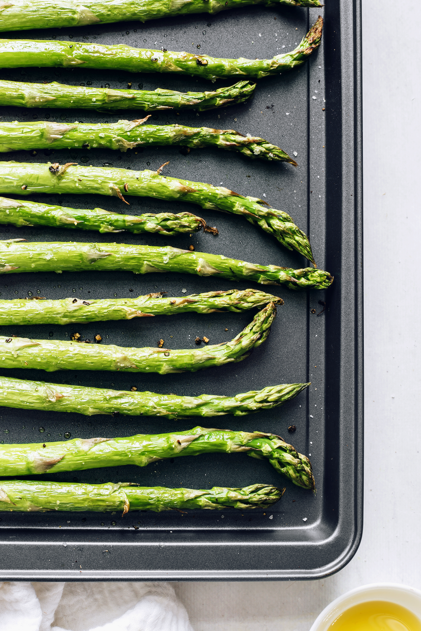 Pan of perfectly roasted asparagus