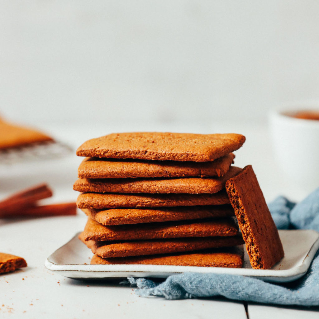 Crispy Gluten Free Graham Crackers Vegan Minimalist Baker Recipes   V GF Graham Crackers SQUARE 1024x1024 