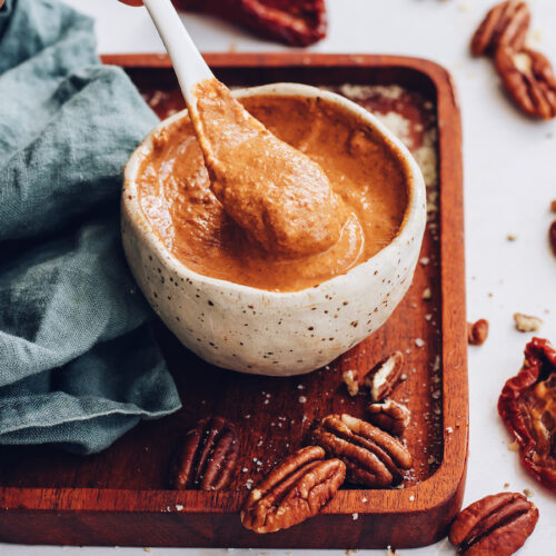 Creamy Chipotle Pecan Pesto - Minimalist Baker Recipes