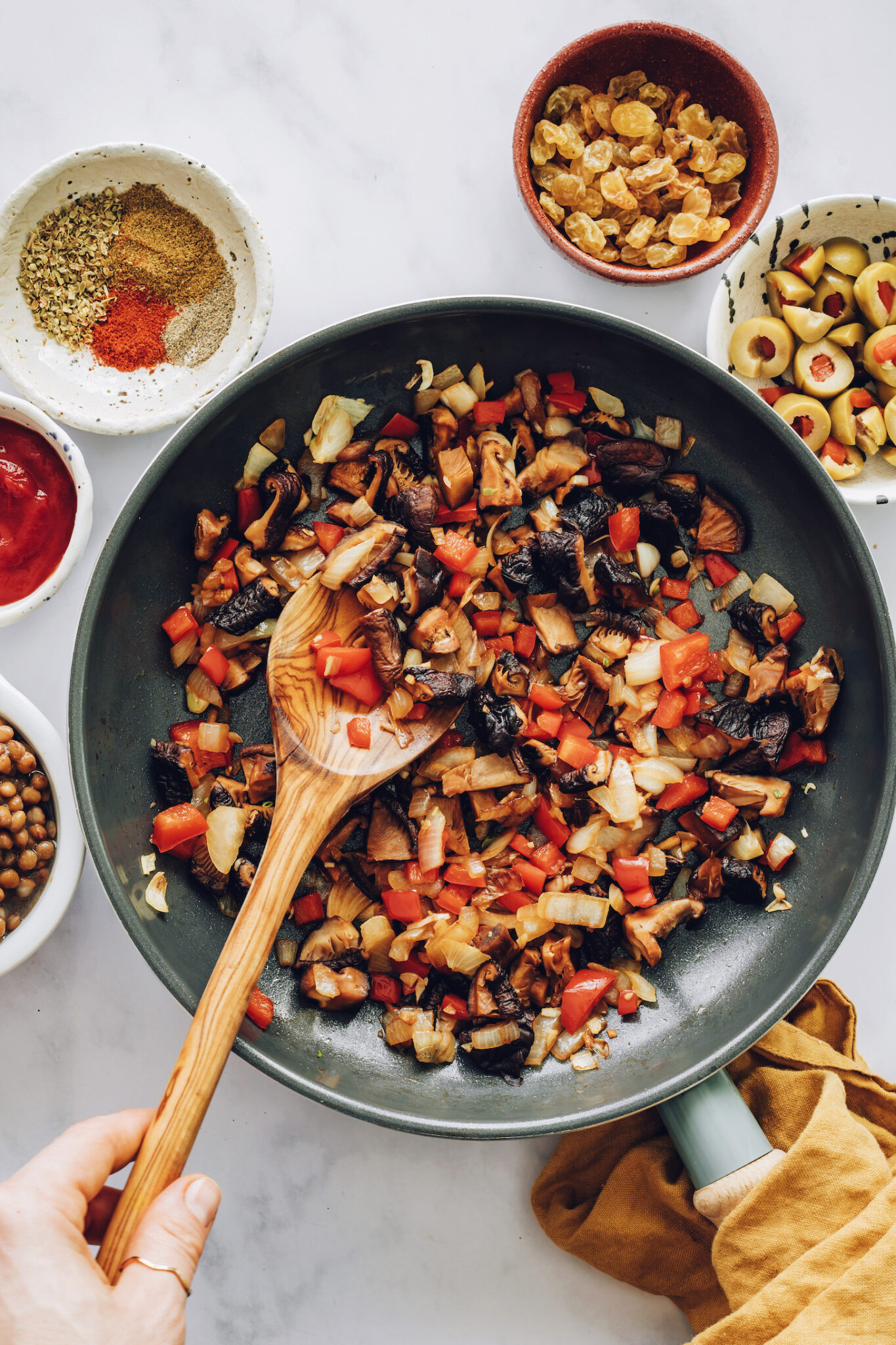 Easy Vegan Picadillo (Cuban-Inspired) - Minimalist Baker Recipes