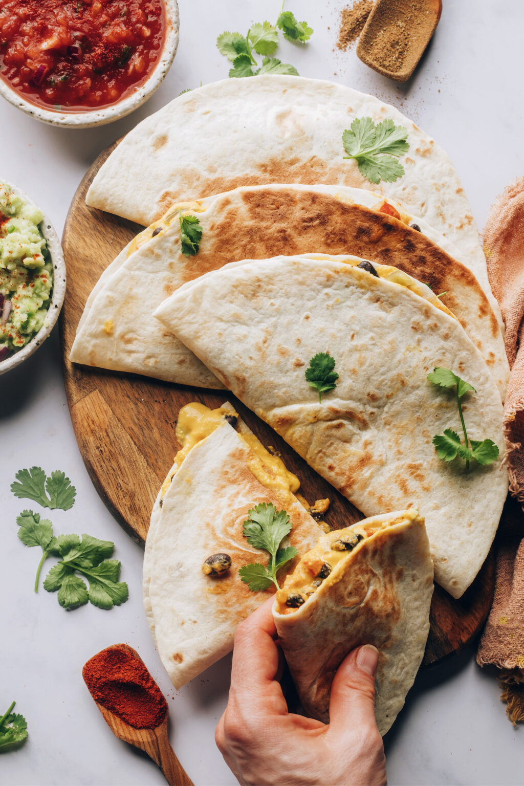 Vegan Quesadillas With Smoky Black Beans Minimalist Baker Recipes