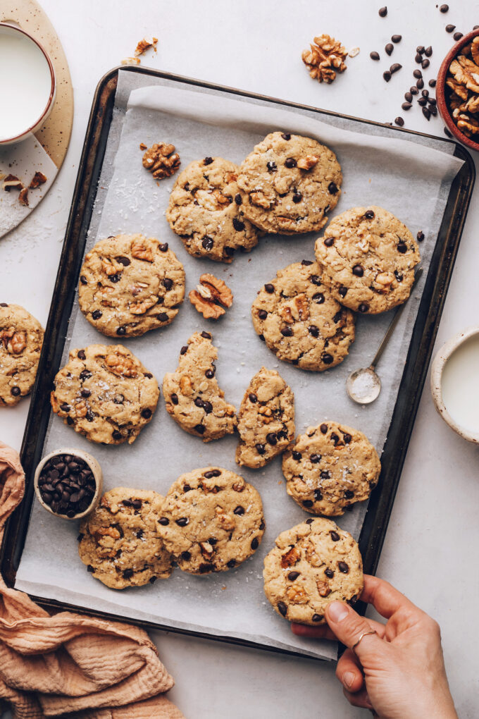 1-Bowl Cowgirl Cookies (Vegan + Gluten-Free) - Minimalist Baker Recipes