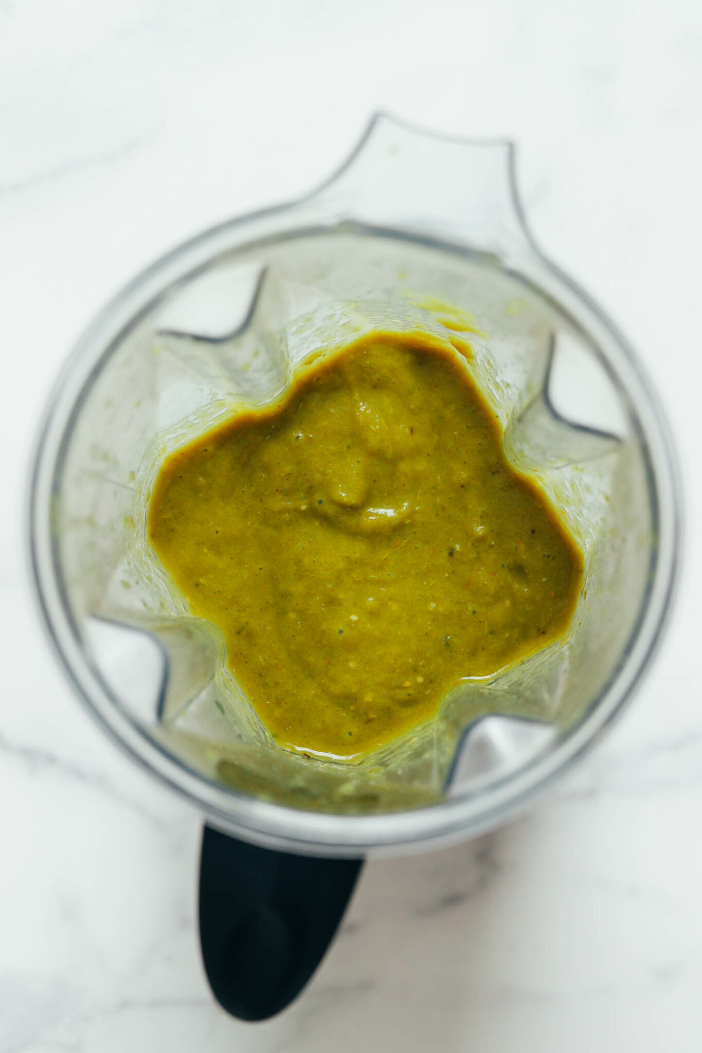 Easy Green Enchilada Sauce Minimalist Baker Recipes   VIBRANT Green Enchilada Sauce 30 Minutes 8 Ingredients Perfect For Topping Enchiladas Minimalistbaker Recipe Plantbased Greenenchiladasauce 7 1365x2048 