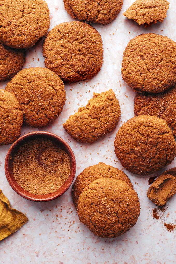 Pillowy Pumpkin Snickerdoodles (V + GF) - Minimalist Baker Recipes