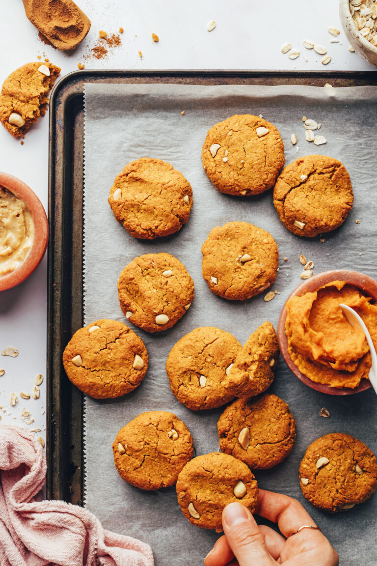 Pumpkin Peanut Butter Breakfast Cookies - Minimalist Baker Recipes