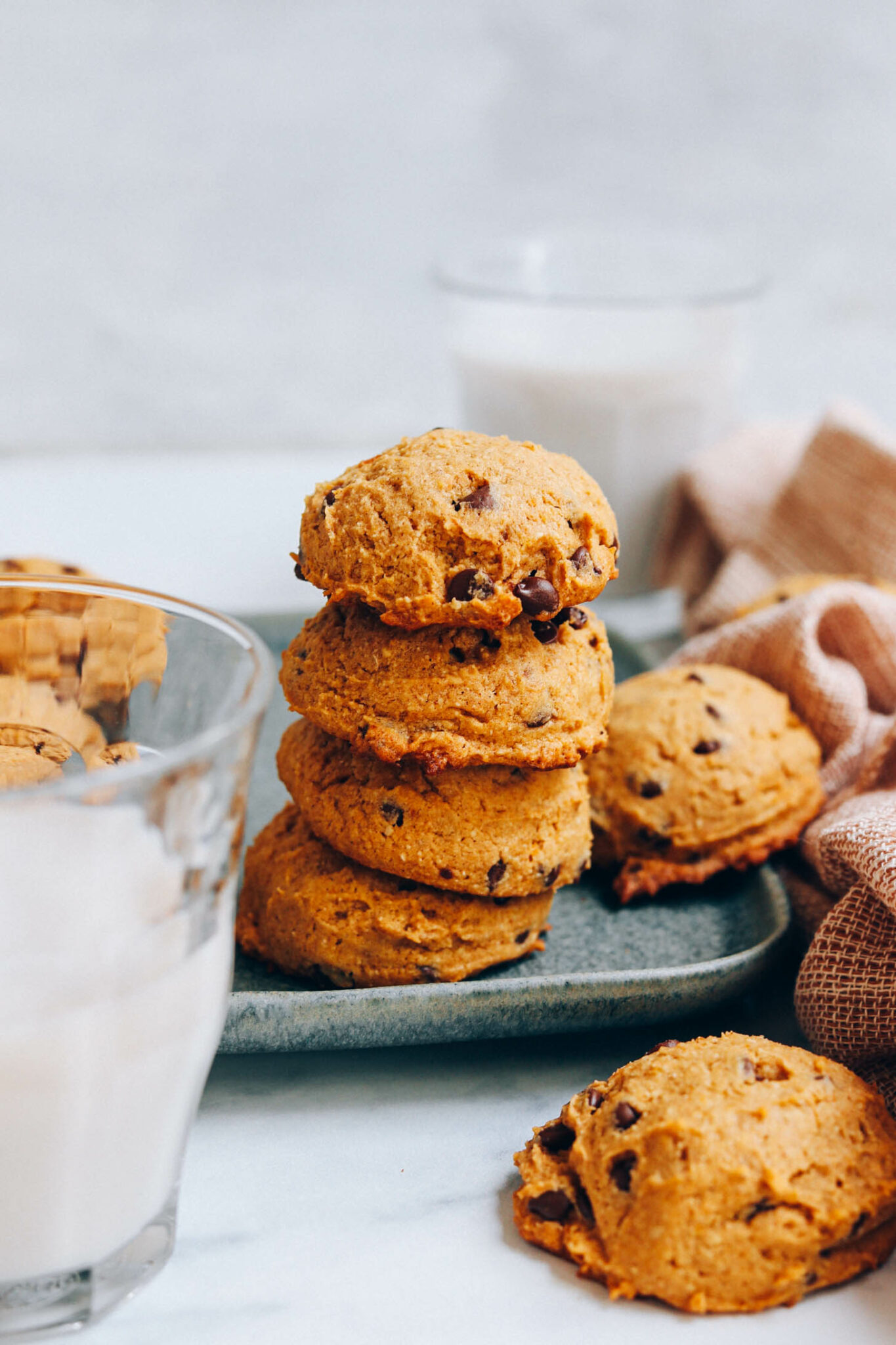 Fluffy Gluten Free Chocolate Chip Cookies Minimalist Baker 